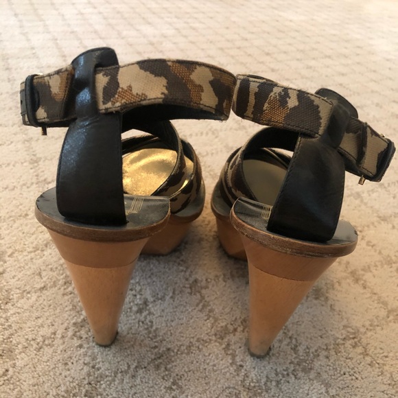 Christian Dior Camouflage heels - Picture 3 of 5